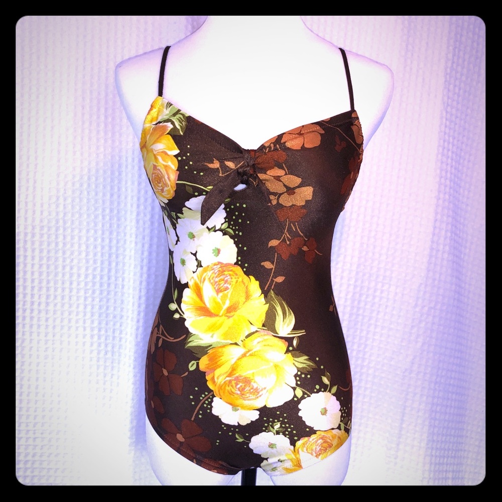 Vintage Deweeze Design One Piece Bathing Suit